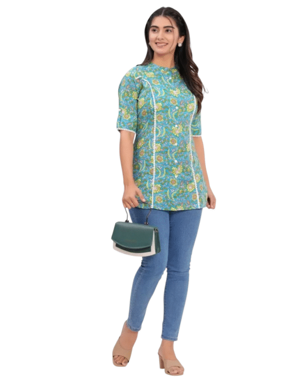 1,Sleeves Printed, Woman Top - Image 4